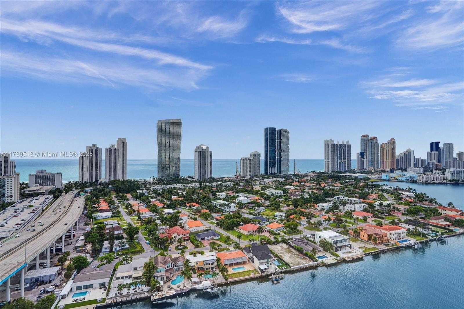 Small Image of 19195 NORTH EAST 36TH CT #3008, Aventura Number 36