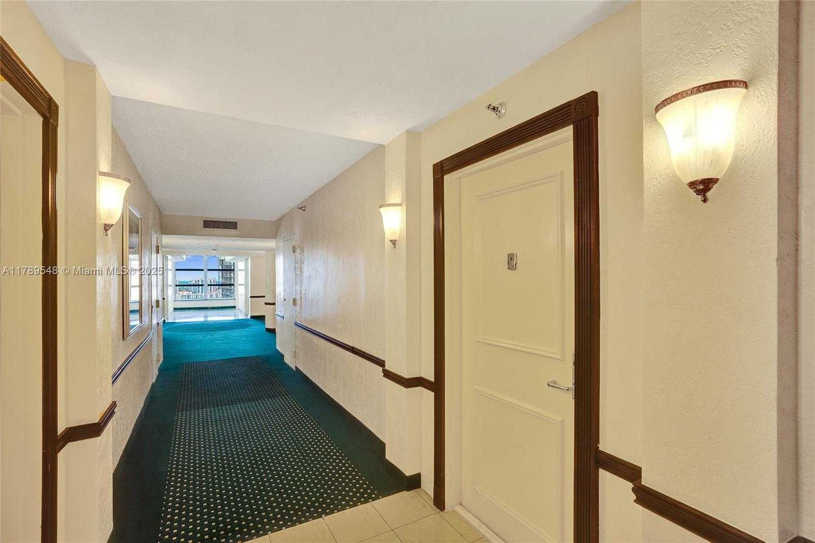 Small Image of 19195 NORTH EAST 36TH CT #3008, Aventura Number 37