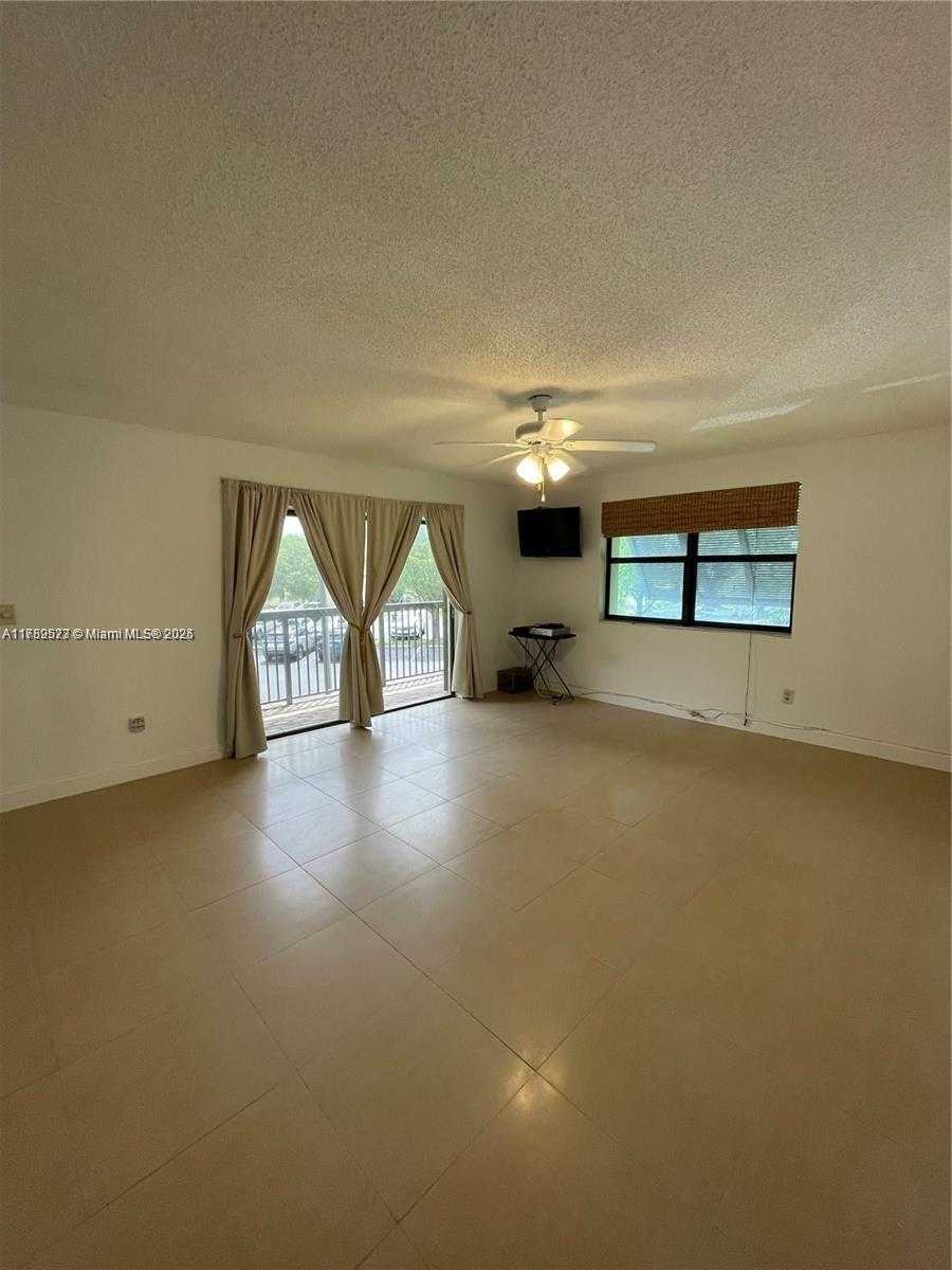 Small Image of 7965 SOUTH WEST 86TH ST #124, Miami Number 12