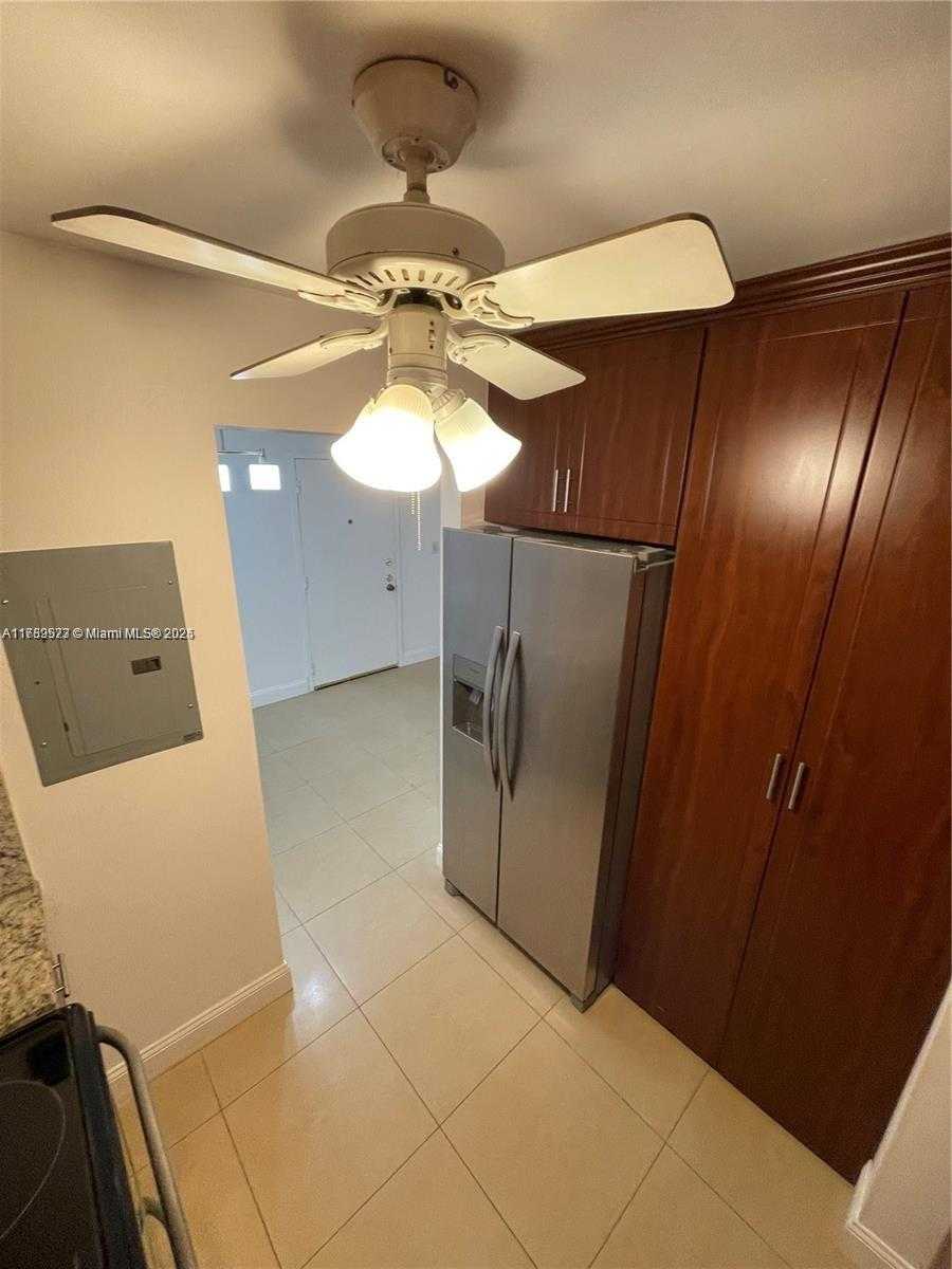 Small Image of 7965 SOUTH WEST 86TH ST #124, Miami Number 4