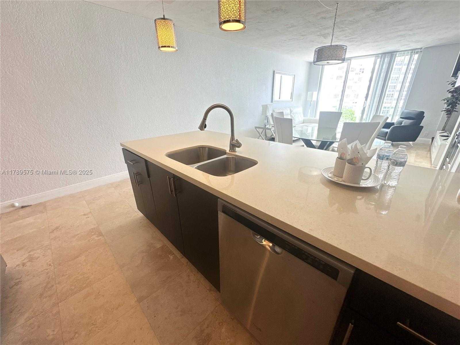 Small Image of 3801 SOUTH OCEAN DR #5Y, Hollywood Number 7