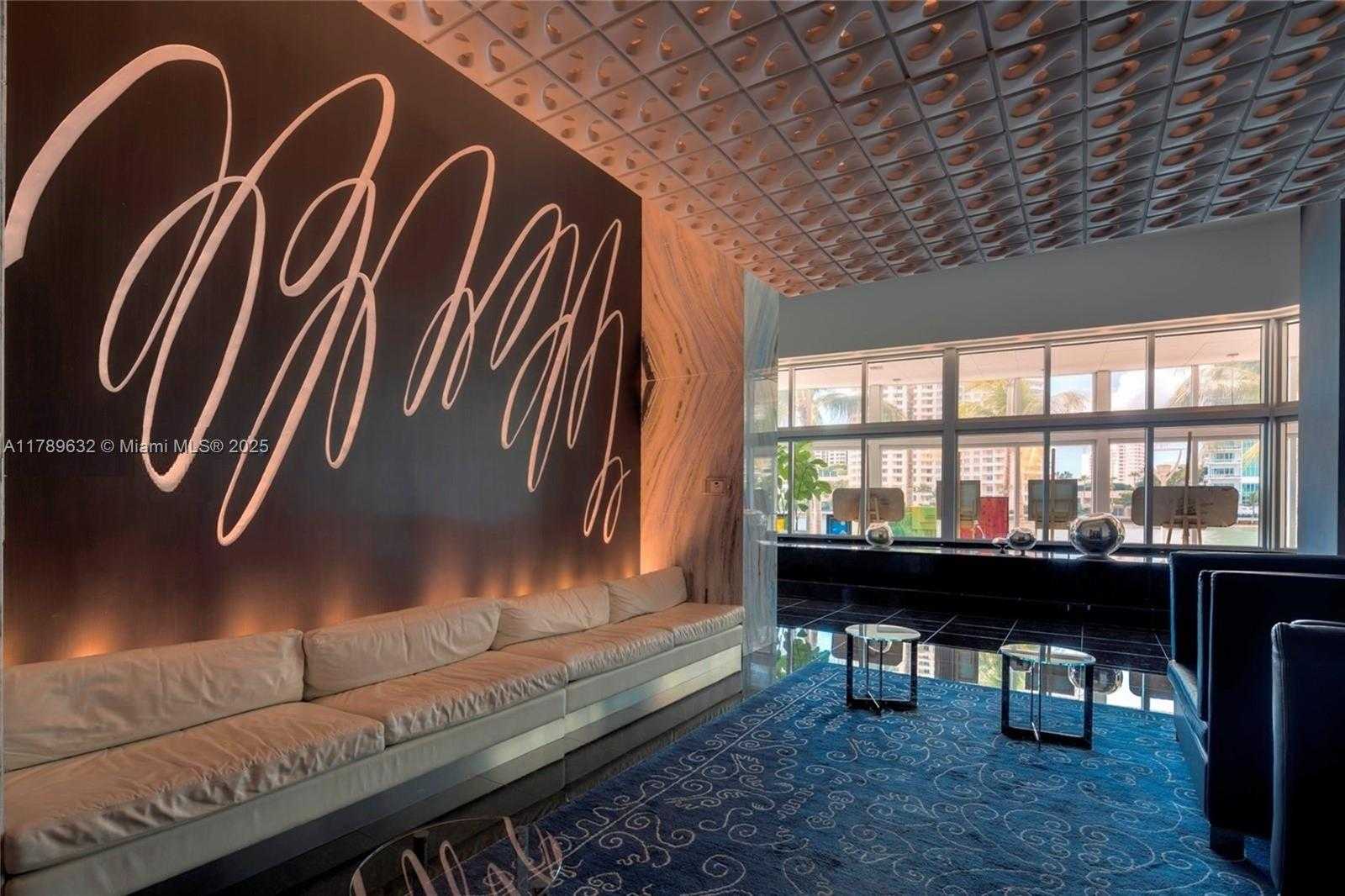 Small Image of 335 SOUTH BISCAYNE BLVD #1904, Miami Number 26