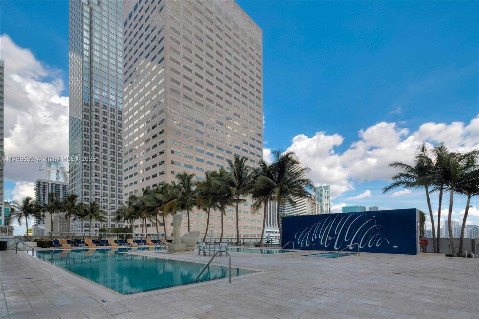 Small Image of 335 SOUTH BISCAYNE BLVD #1904, Miami Number 27