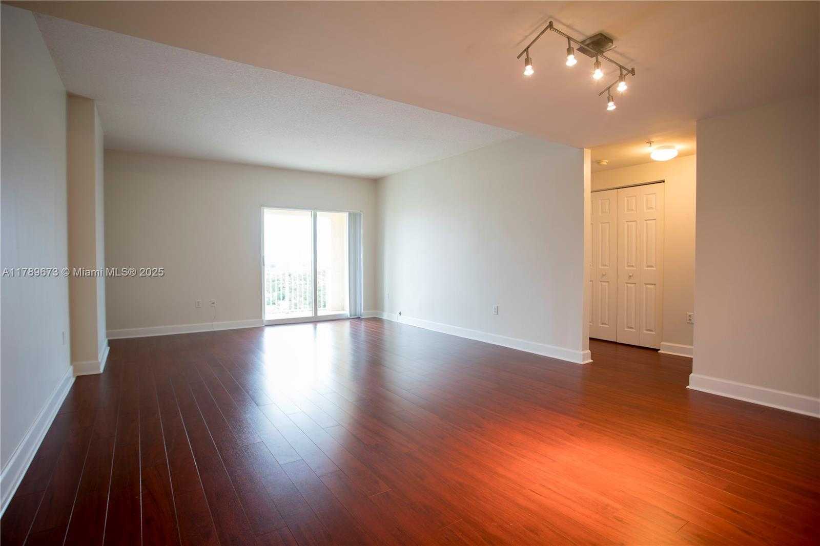 Small Image of 50 SOUTH WEST MENORES AVE #732, Coral Gables Number 4