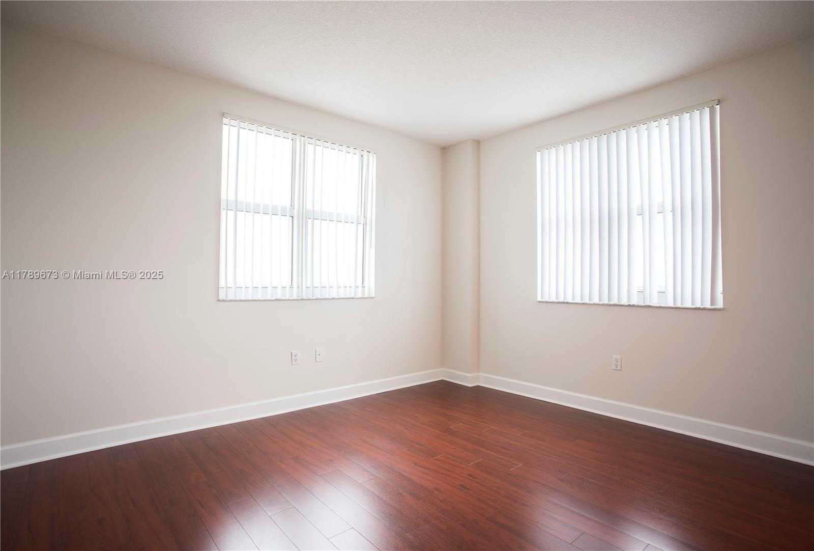 Small Image of 50 SOUTH WEST MENORES AVE #732, Coral Gables Number 6