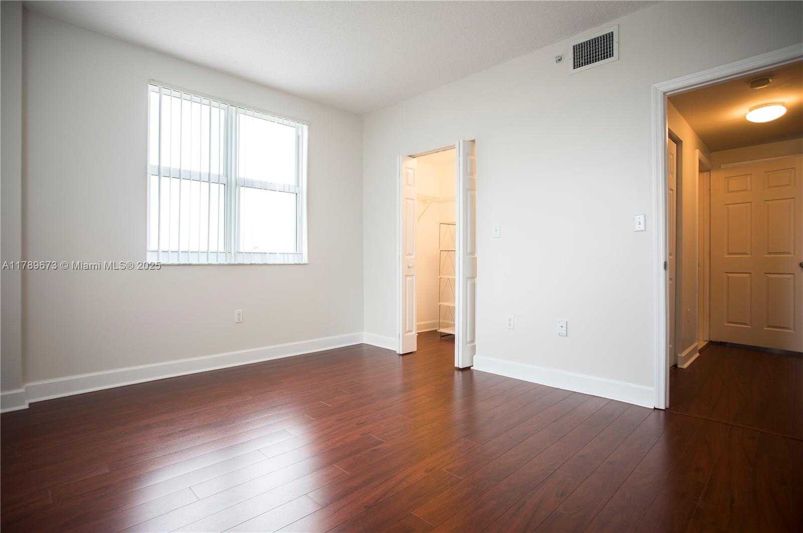 Small Image of 50 SOUTH WEST MENORES AVE #732, Coral Gables Number 8