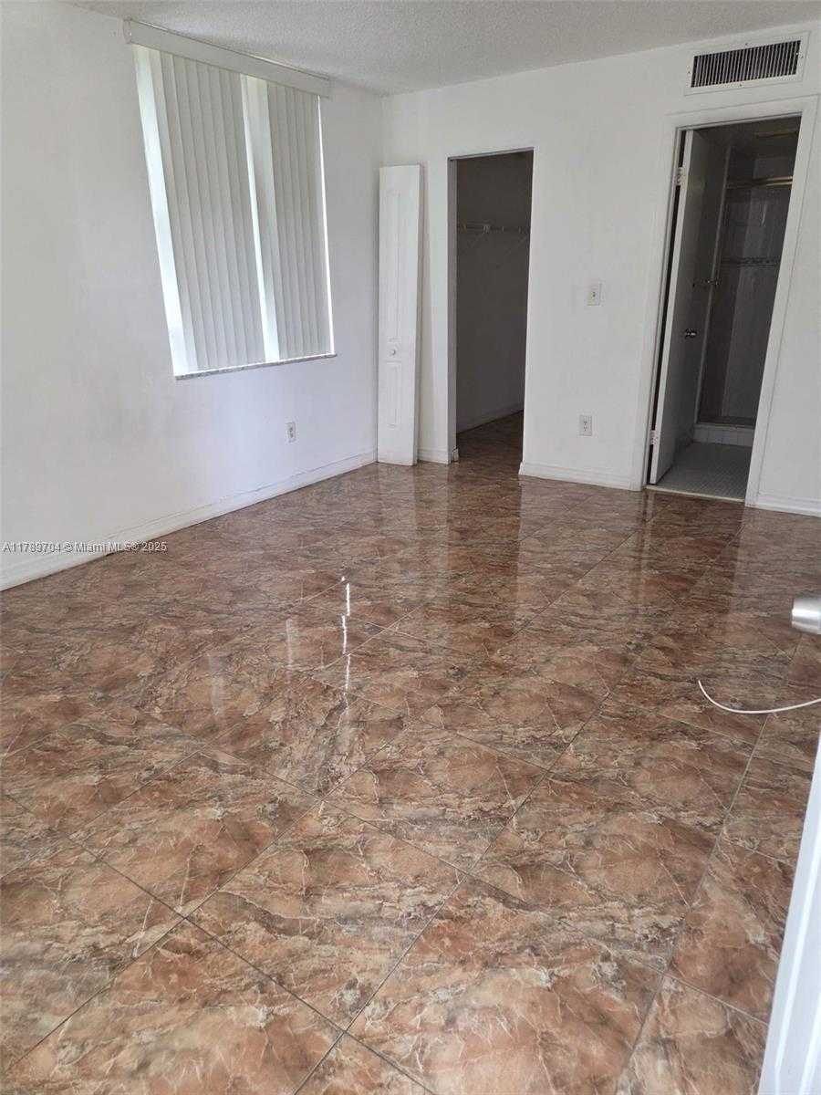Small Image of 14601 NORTH KENDALL DR #304K, Miami Number 14