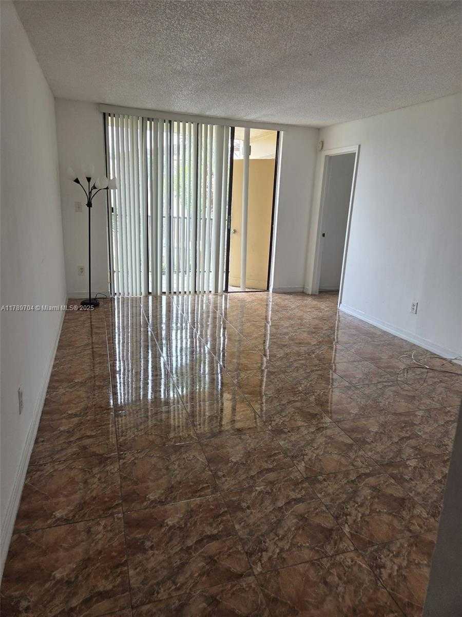 Small Image of 14601 NORTH KENDALL DR #304K, Miami Number 18
