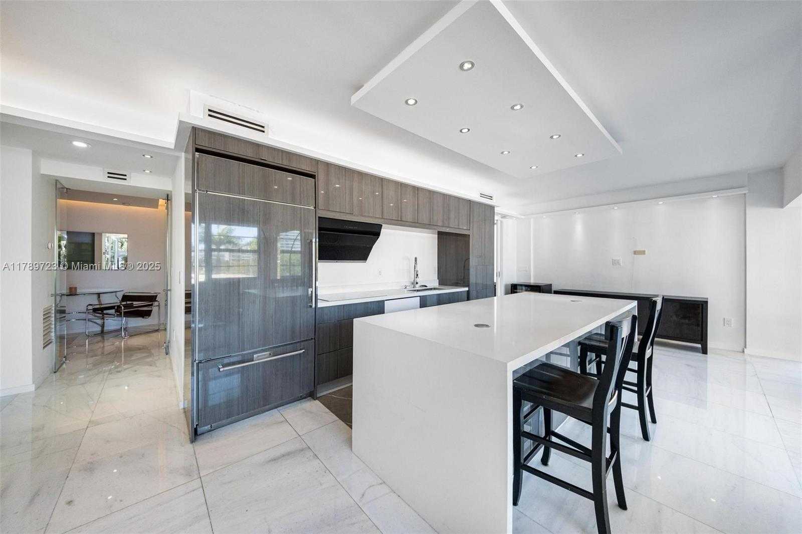 Small Image of 3 ISLAND AVE #03C, Miami Beach Number 32