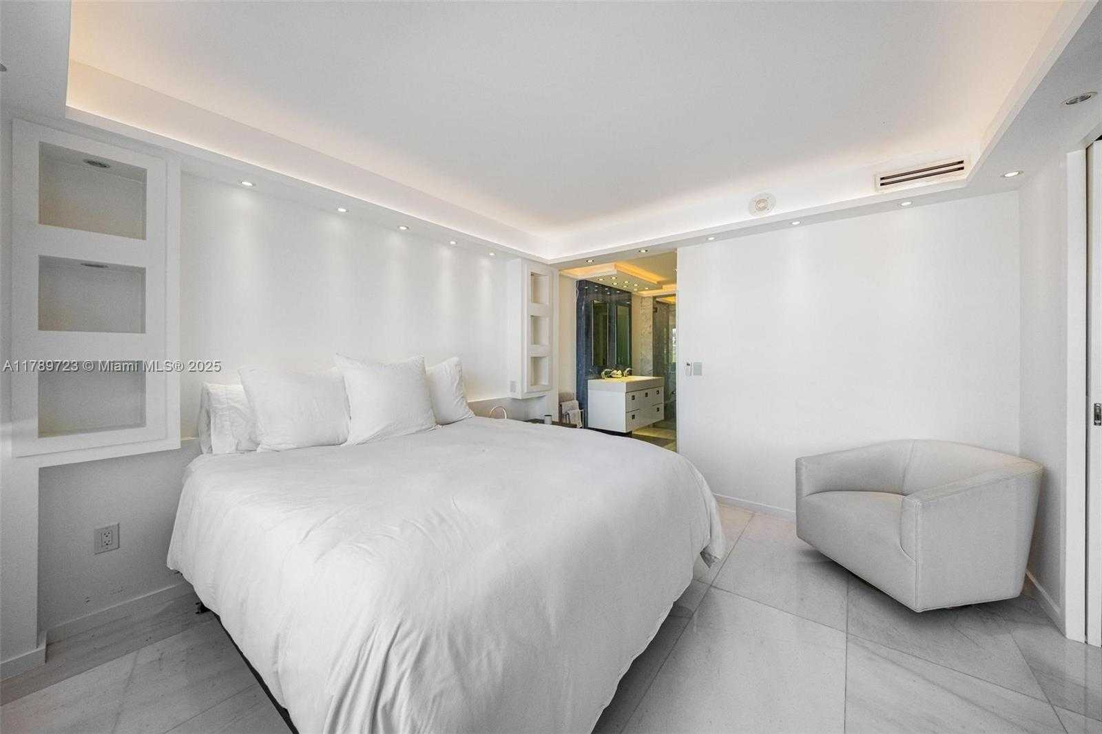 Small Image of 3 ISLAND AVE #03C, Miami Beach Number 35