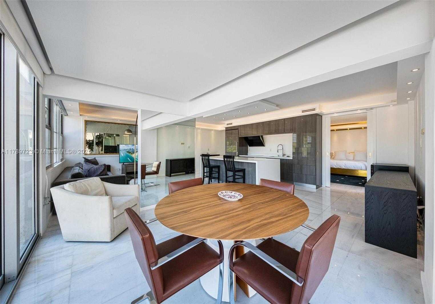 Small Image of 3 ISLAND AVE #03C, Miami Beach Number 4