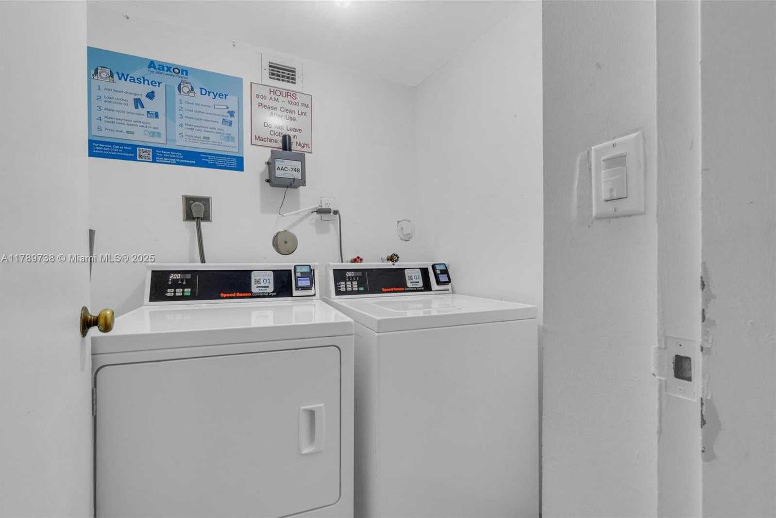 Small Image of 18011 BISCAYNE BLVD #302, Aventura Number 35