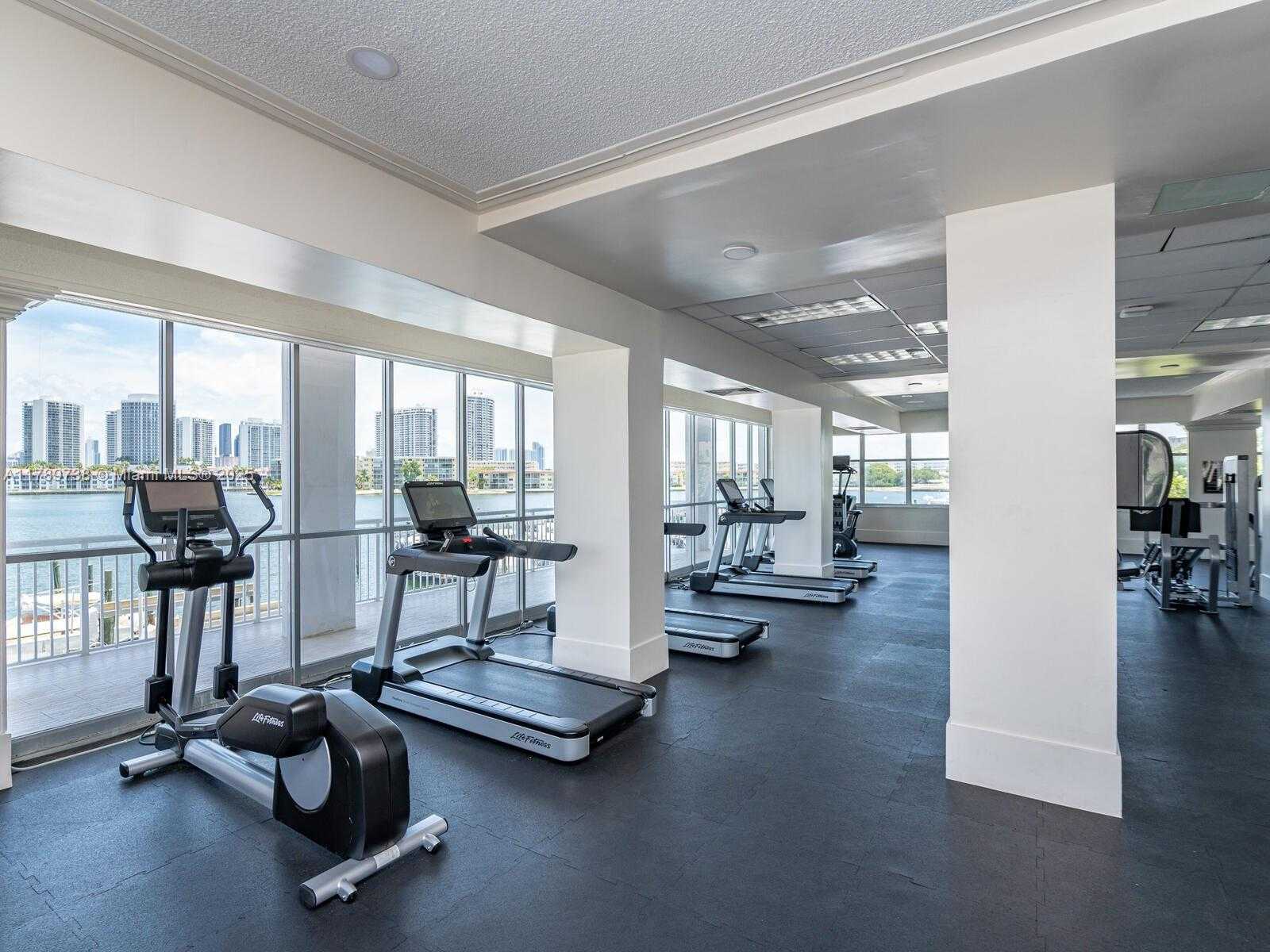 Small Image of 18011 BISCAYNE BLVD #302, Aventura Number 43