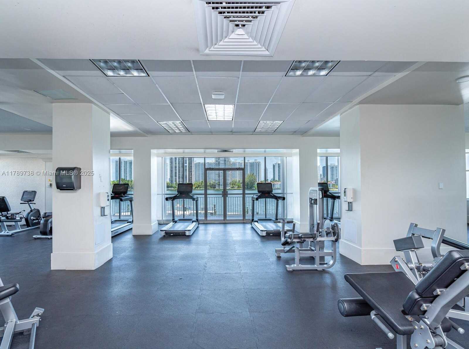 Small Image of 18011 BISCAYNE BLVD #302, Aventura Number 45