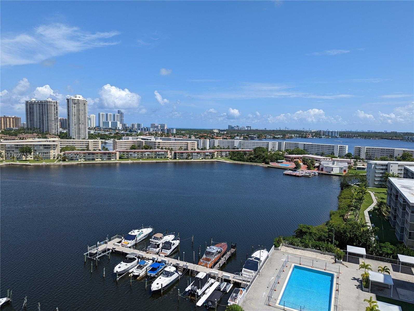 Small Image of 18011 BISCAYNE BLVD #302, Aventura Number 52
