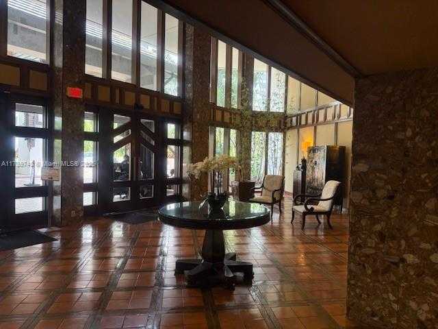 Small Image of 520 BRICKELL KEY DR #A713, Miami Number 10