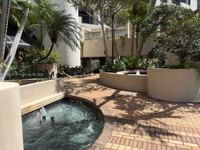 Small Image of 520 BRICKELL KEY DR #A713, Miami Number 18