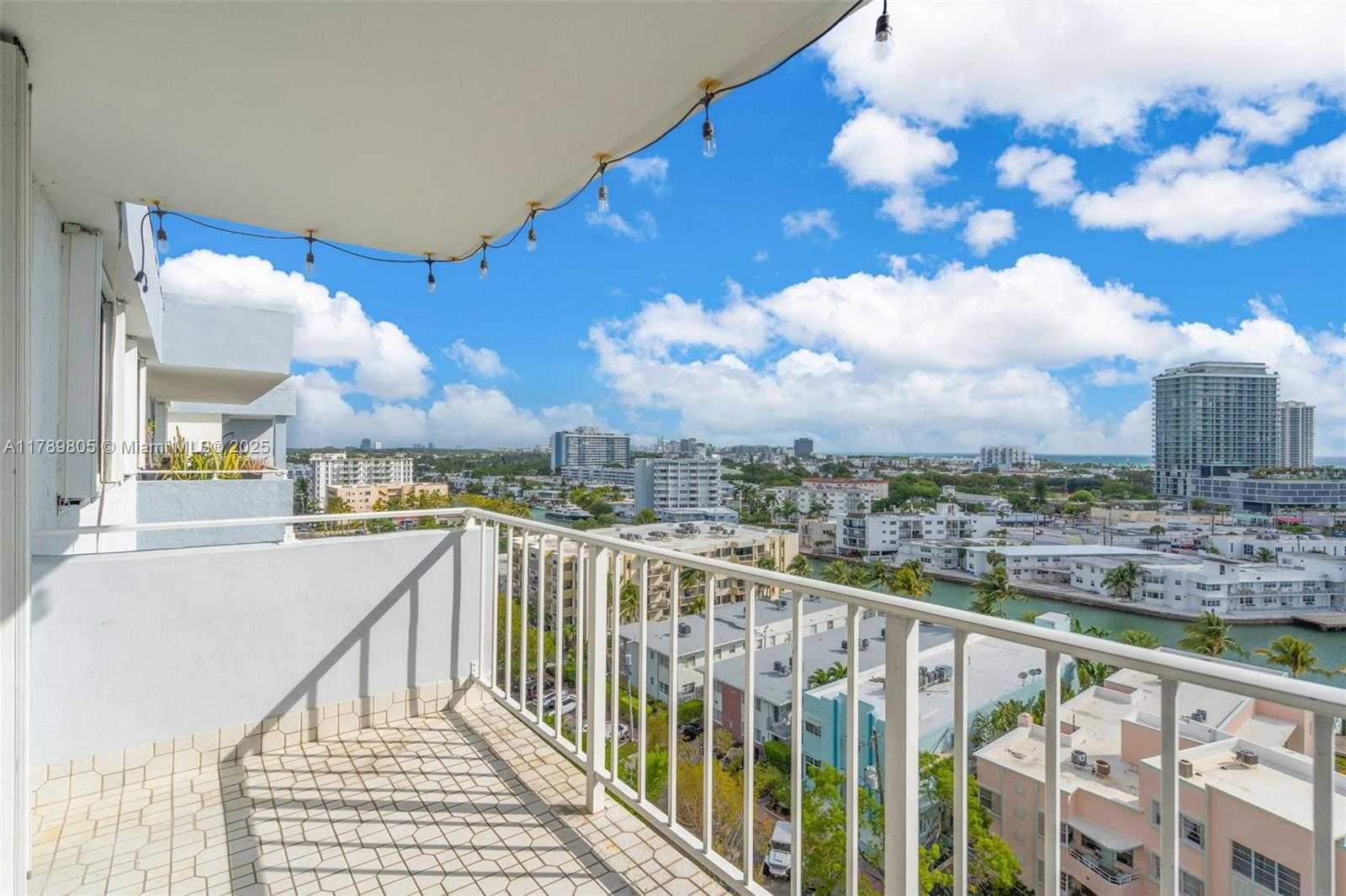 Small Image of 6900 BAY DR #11F, Miami Beach Number 5