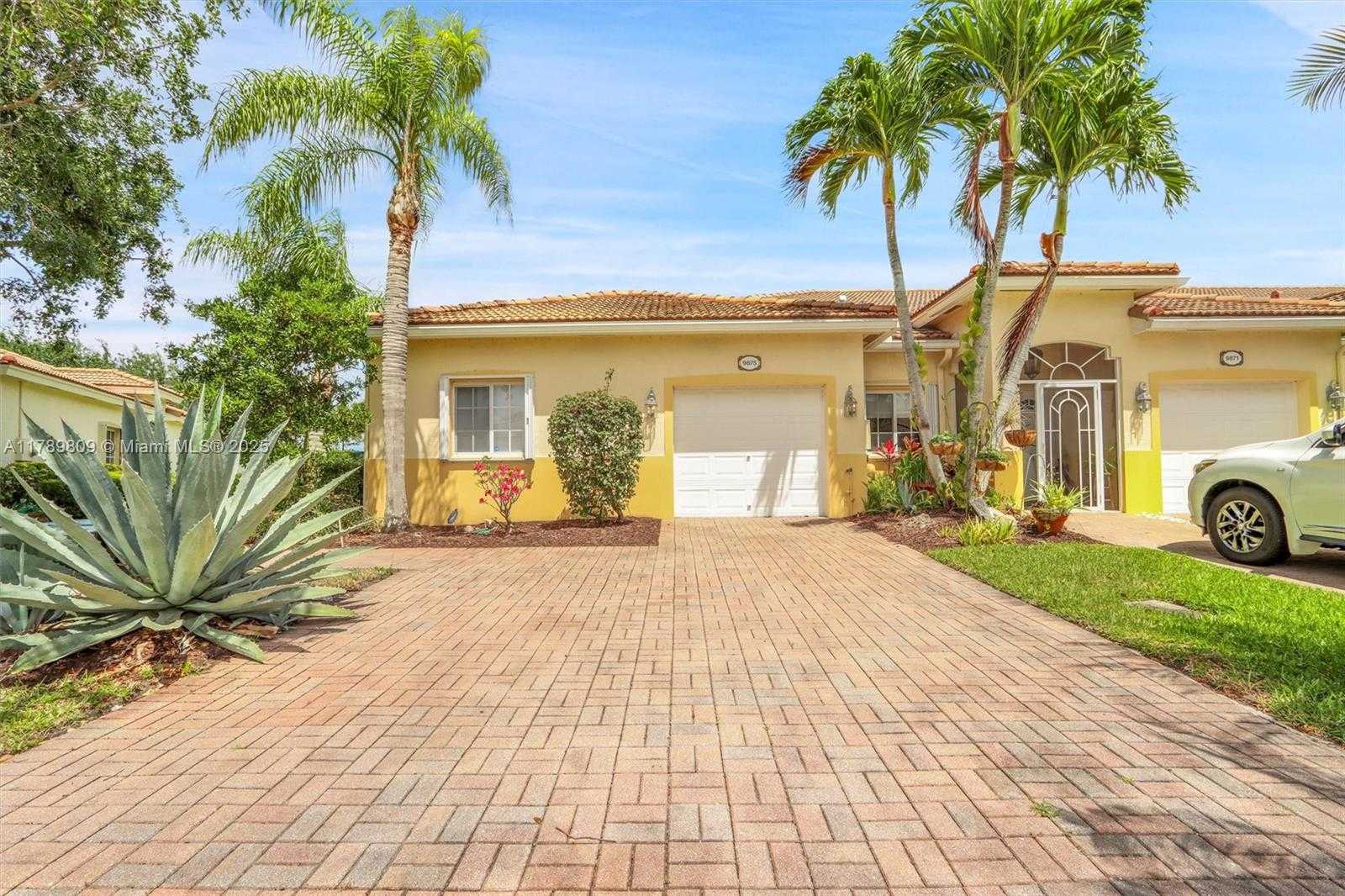 Small Image of 9875 GALLEON DR, West Palm Beach Number 10