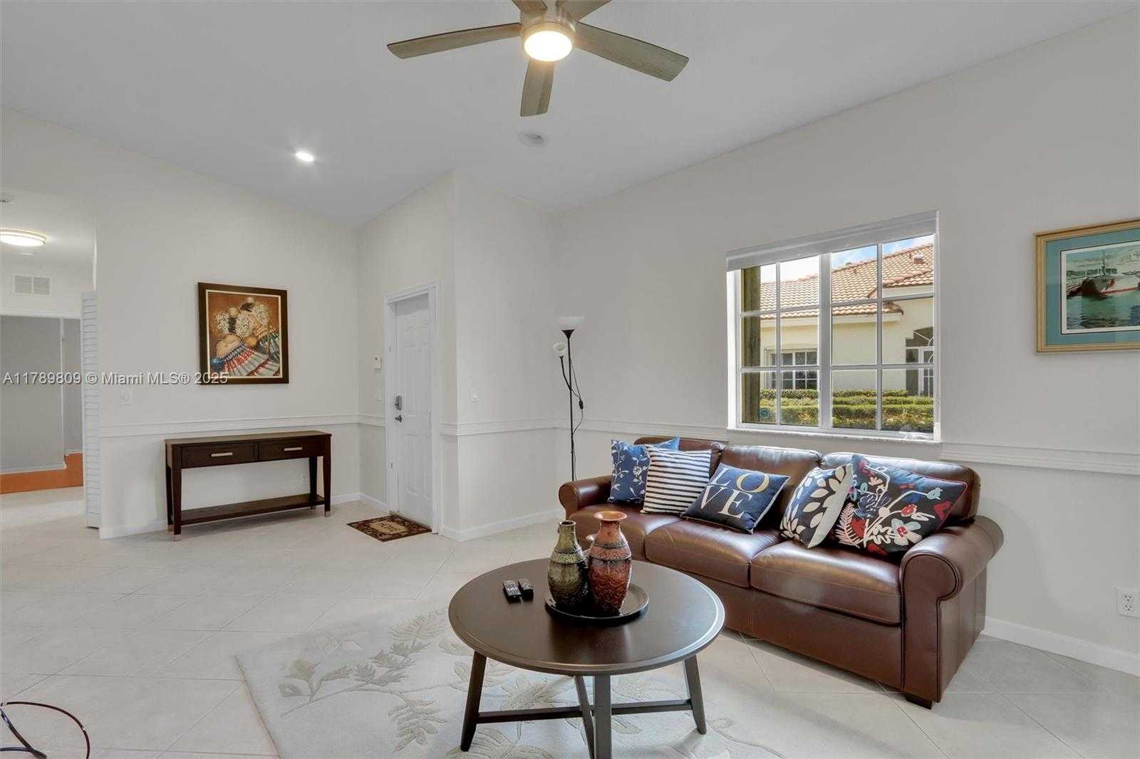 Small Image of 9875 GALLEON DR, West Palm Beach Number 16