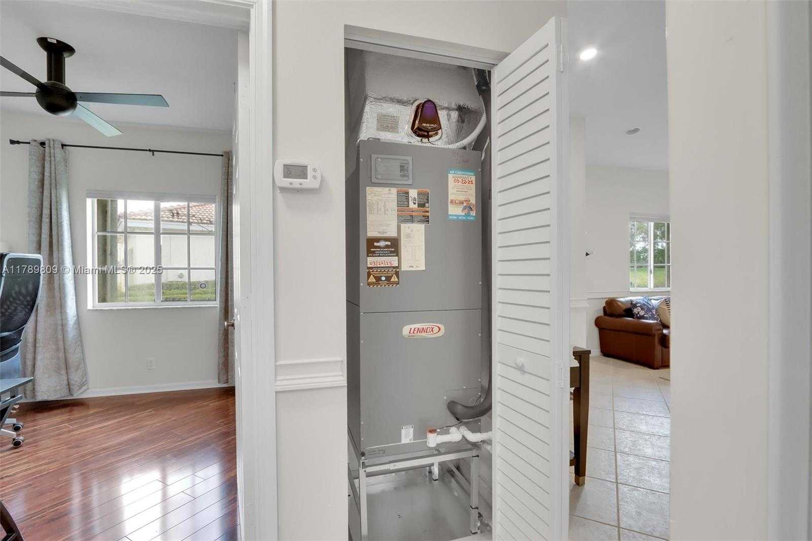 Small Image of 9875 GALLEON DR, West Palm Beach Number 38