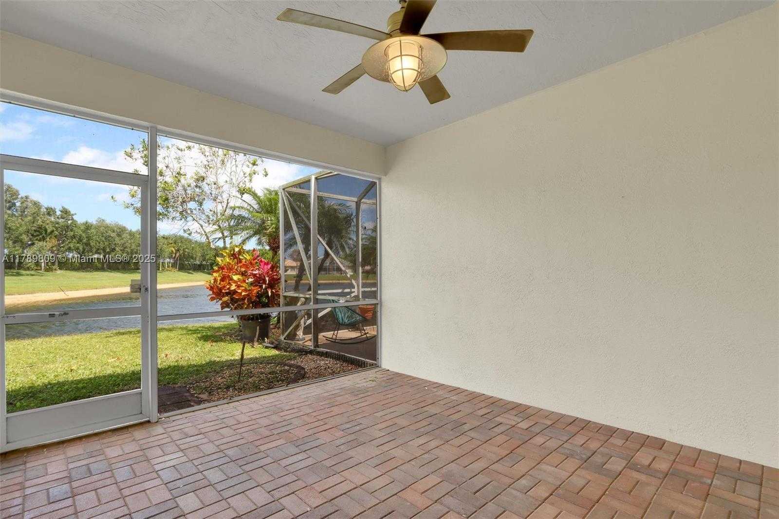 Small Image of 9875 GALLEON DR, West Palm Beach Number 48