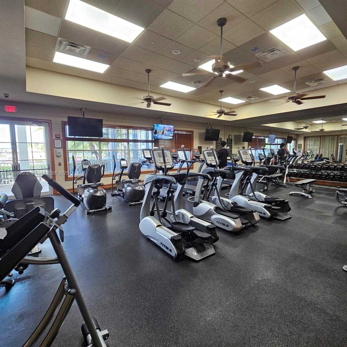 Small Image of 9875 GALLEON DR, West Palm Beach Number 55