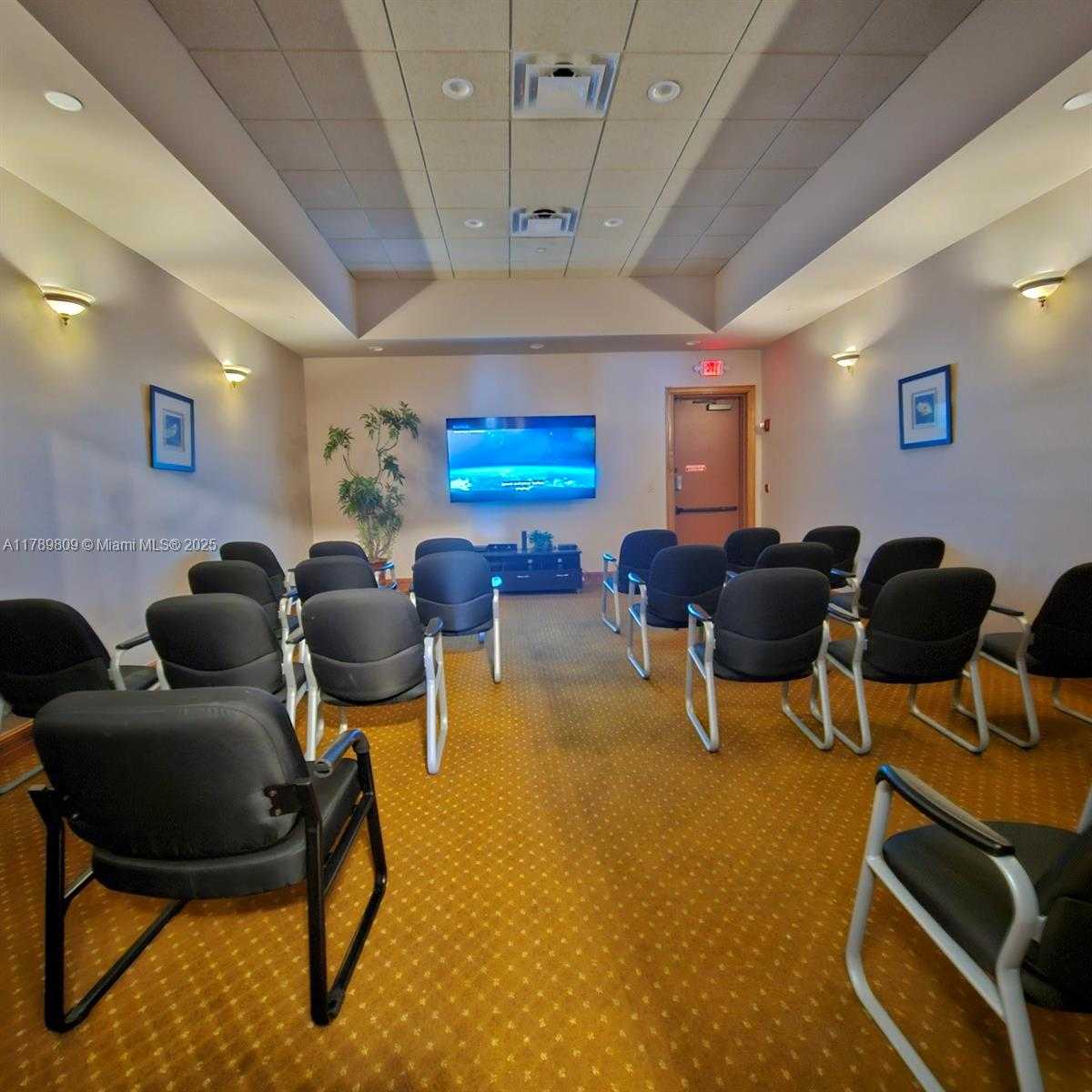 Small Image of 9875 GALLEON DR, West Palm Beach Number 59
