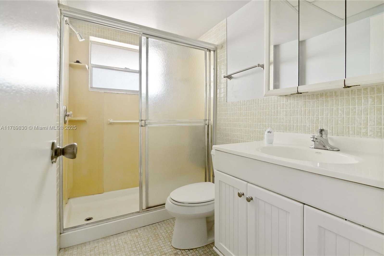 Small Image of 5100 SOUTH WEST 90TH AVE #203, Cooper City Number 16