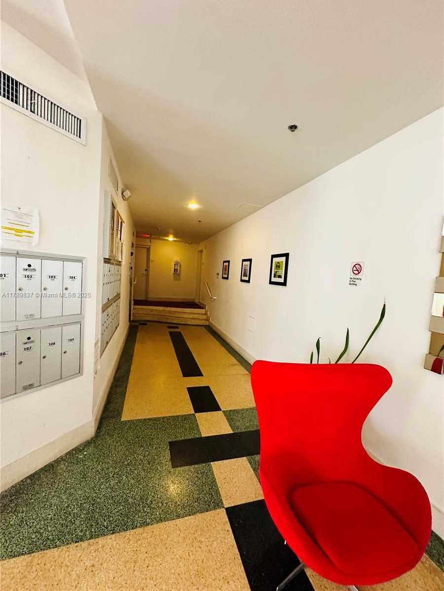 Small Image of 1300 PENNSYLVANIA AVE #109, Miami Beach Number 26