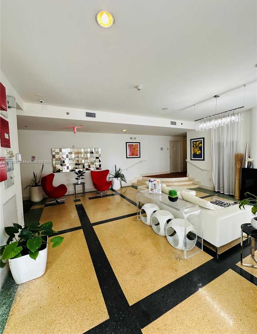 Small Image of 1300 PENNSYLVANIA AVE #109, Miami Beach Number 36