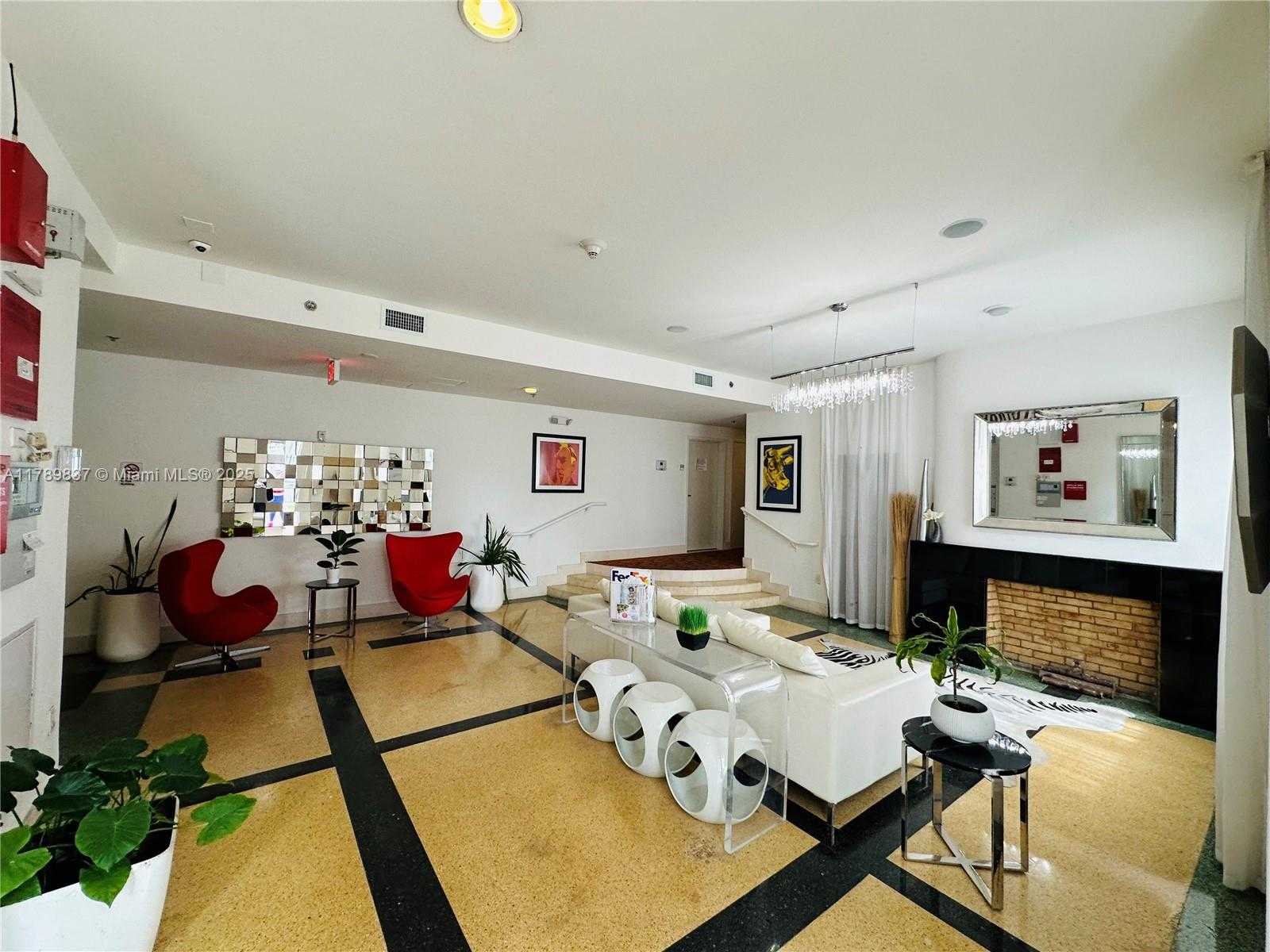 Small Image of 1300 PENNSYLVANIA AVE #109, Miami Beach Number 37