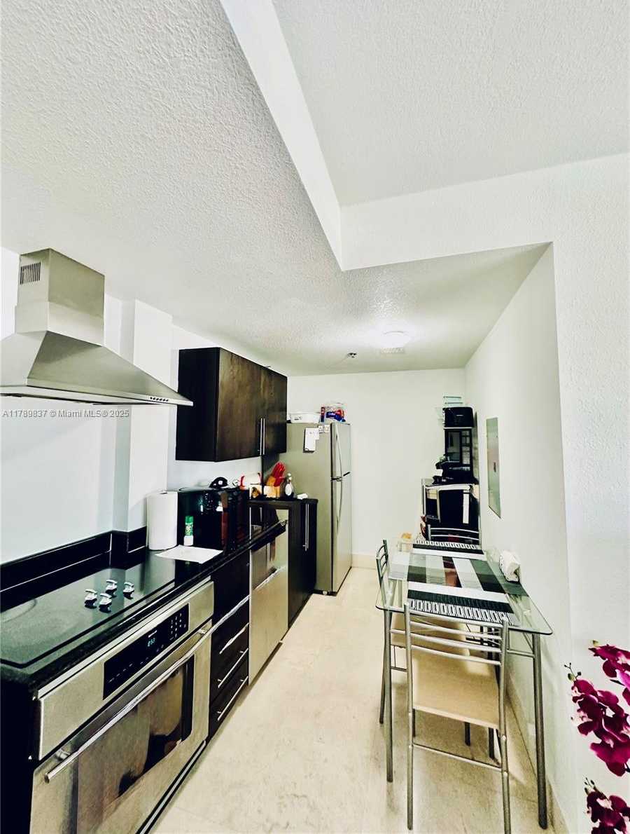 Small Image of 1300 PENNSYLVANIA AVE #109, Miami Beach Number 52