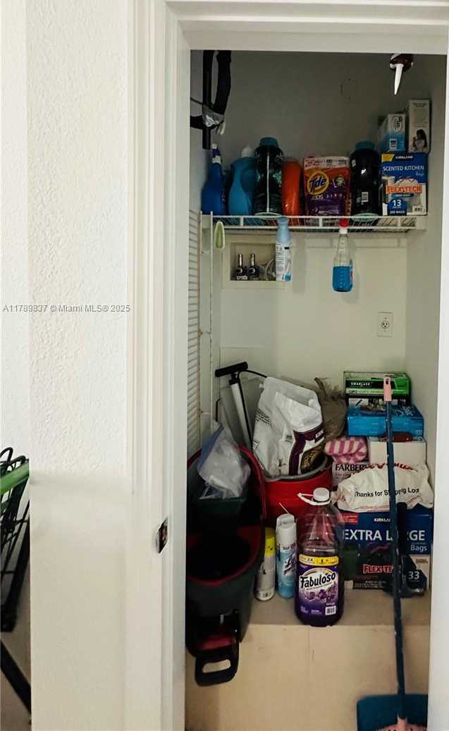 Small Image of 1300 PENNSYLVANIA AVE #109, Miami Beach Number 7