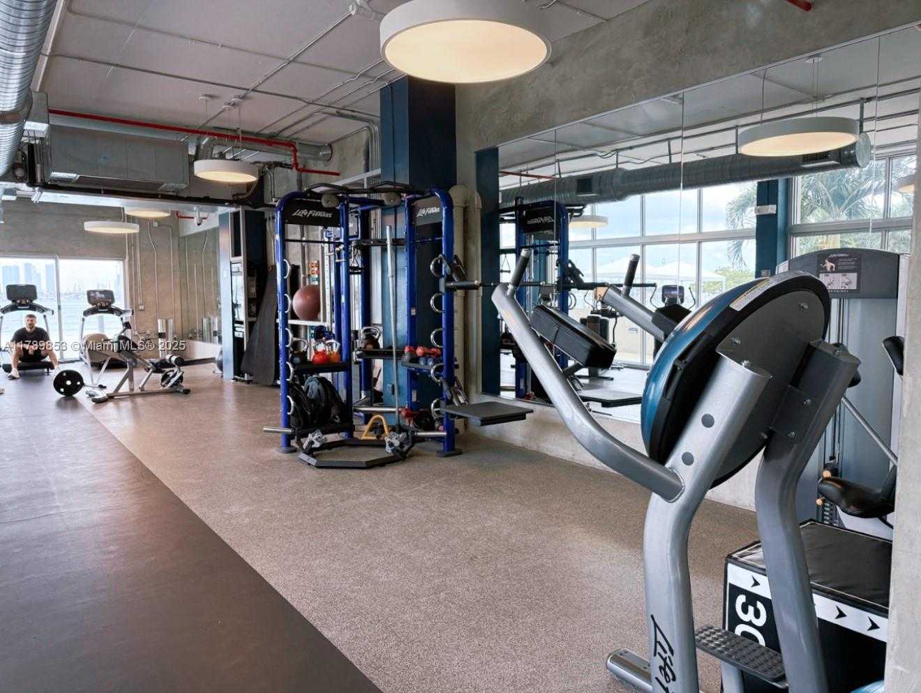 Small Image of 1200 WEST AVE #1021, Miami Beach Number 13