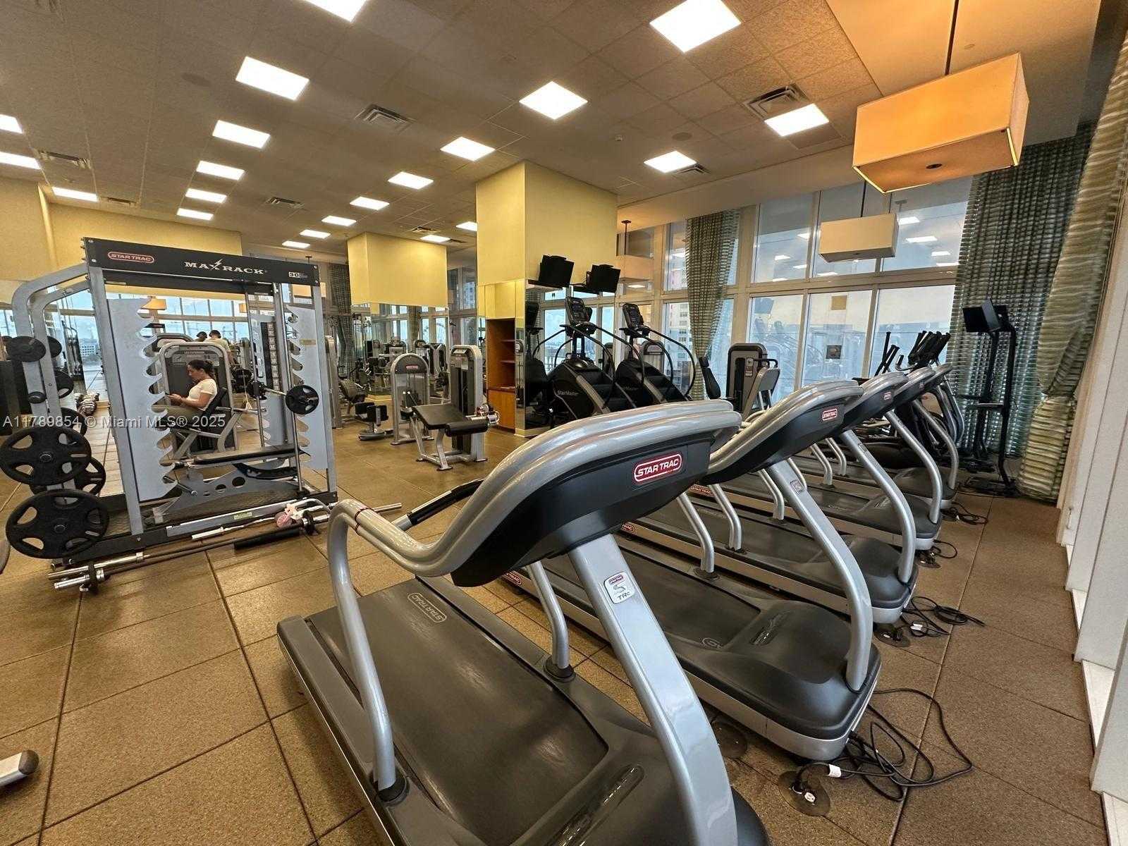 Small Image of 50 BISCAYNE BLVD #3308, Miami Number 24