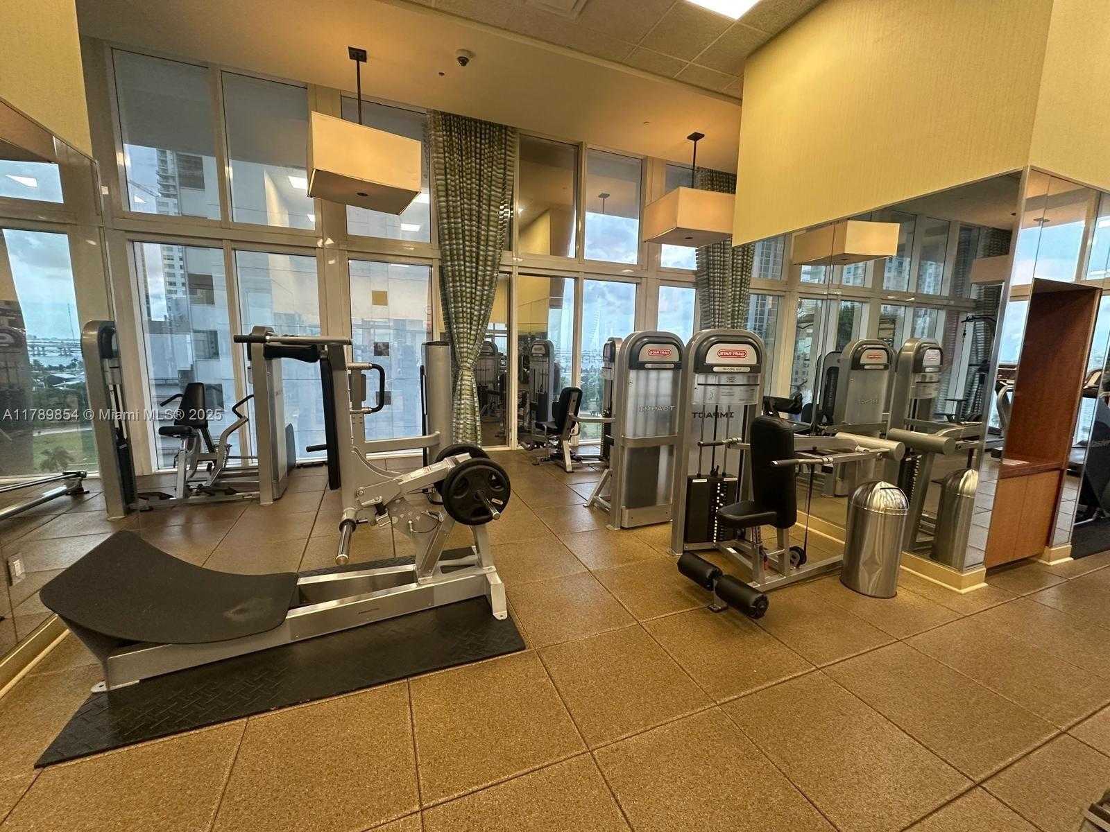 Small Image of 50 BISCAYNE BLVD #3308, Miami Number 25