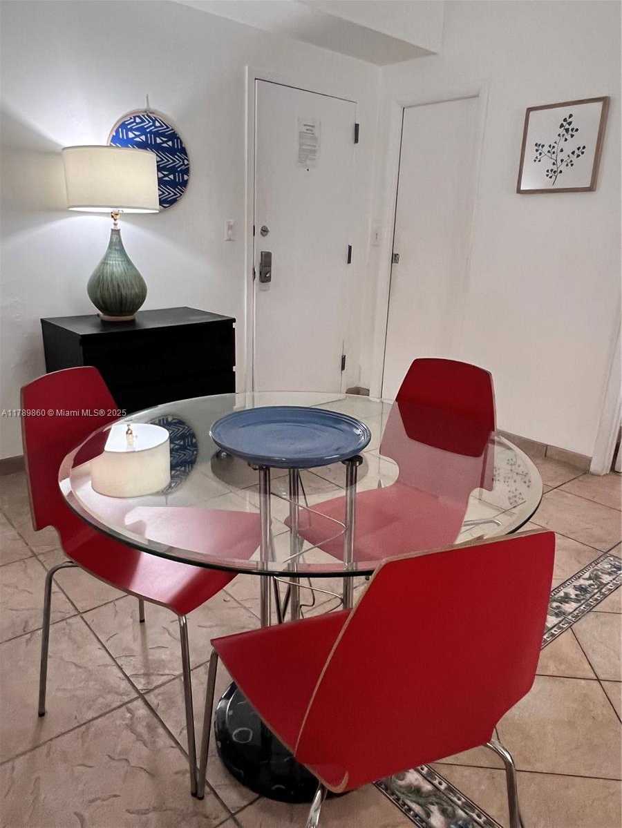 Small Image of 918 OCEAN DR #302, Miami Beach Number 10