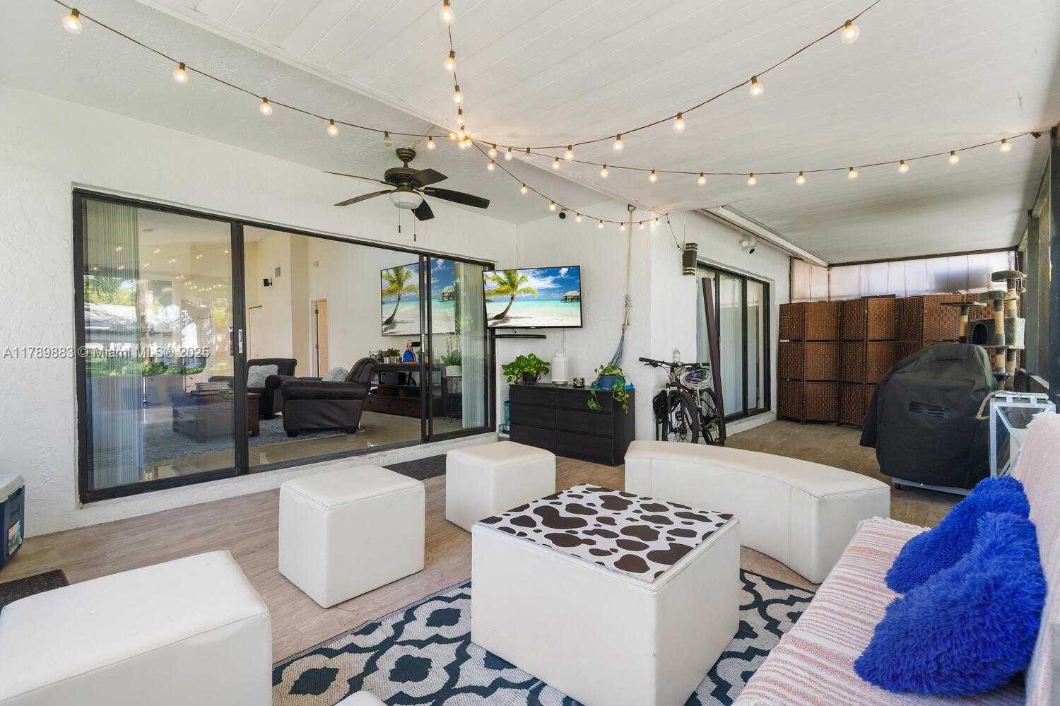 Small Image of 371 FAIRWAY CIR #56, Weston Number 21