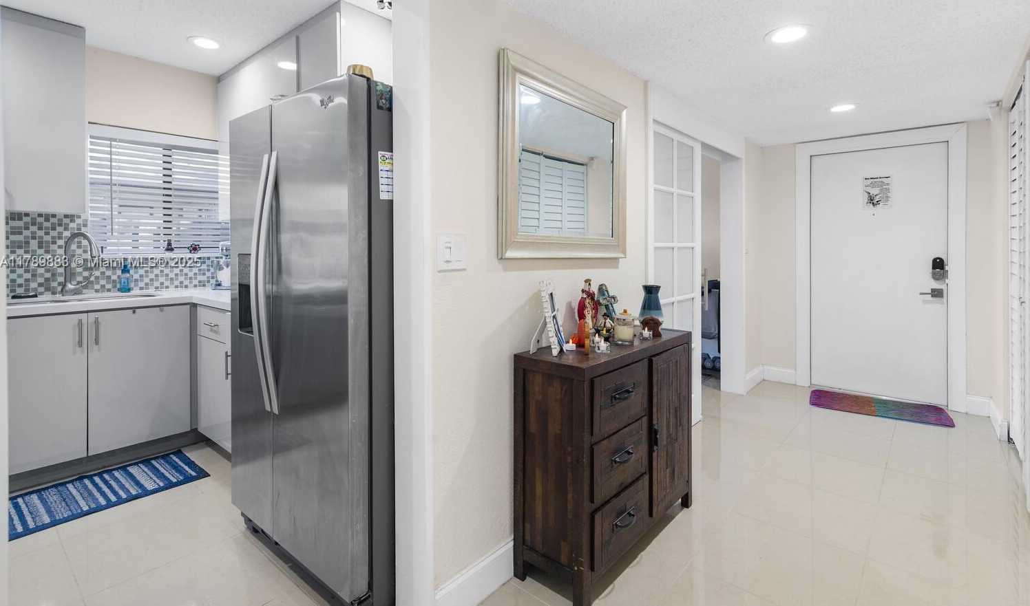 Small Image of 371 FAIRWAY CIR #56, Weston Number 8