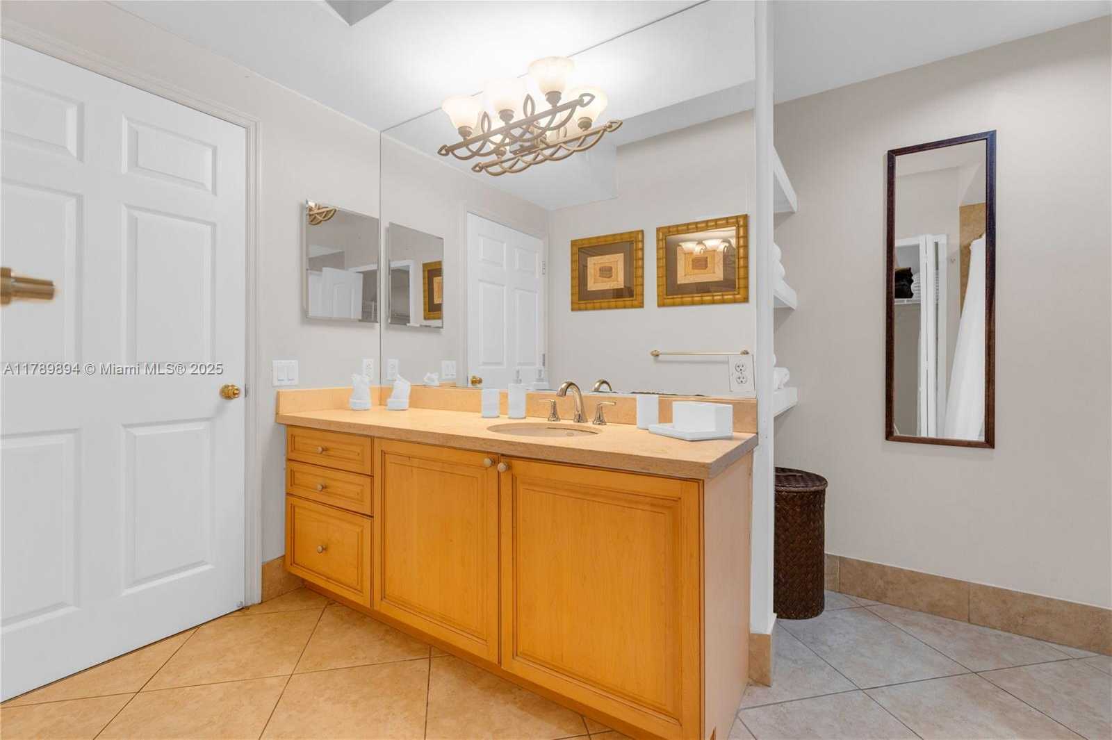 Small Image of 3235 NORTH EAST 184TH ST #11103, Aventura Number 19