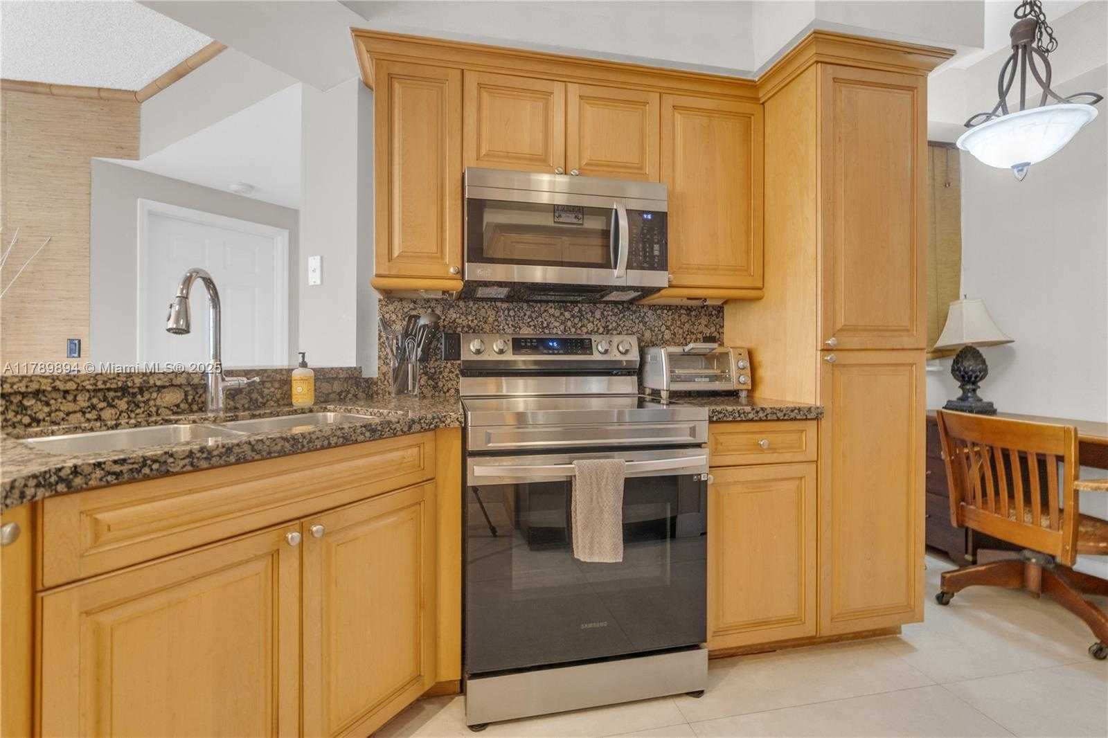 Small Image of 3235 NORTH EAST 184TH ST #11103, Aventura Number 9