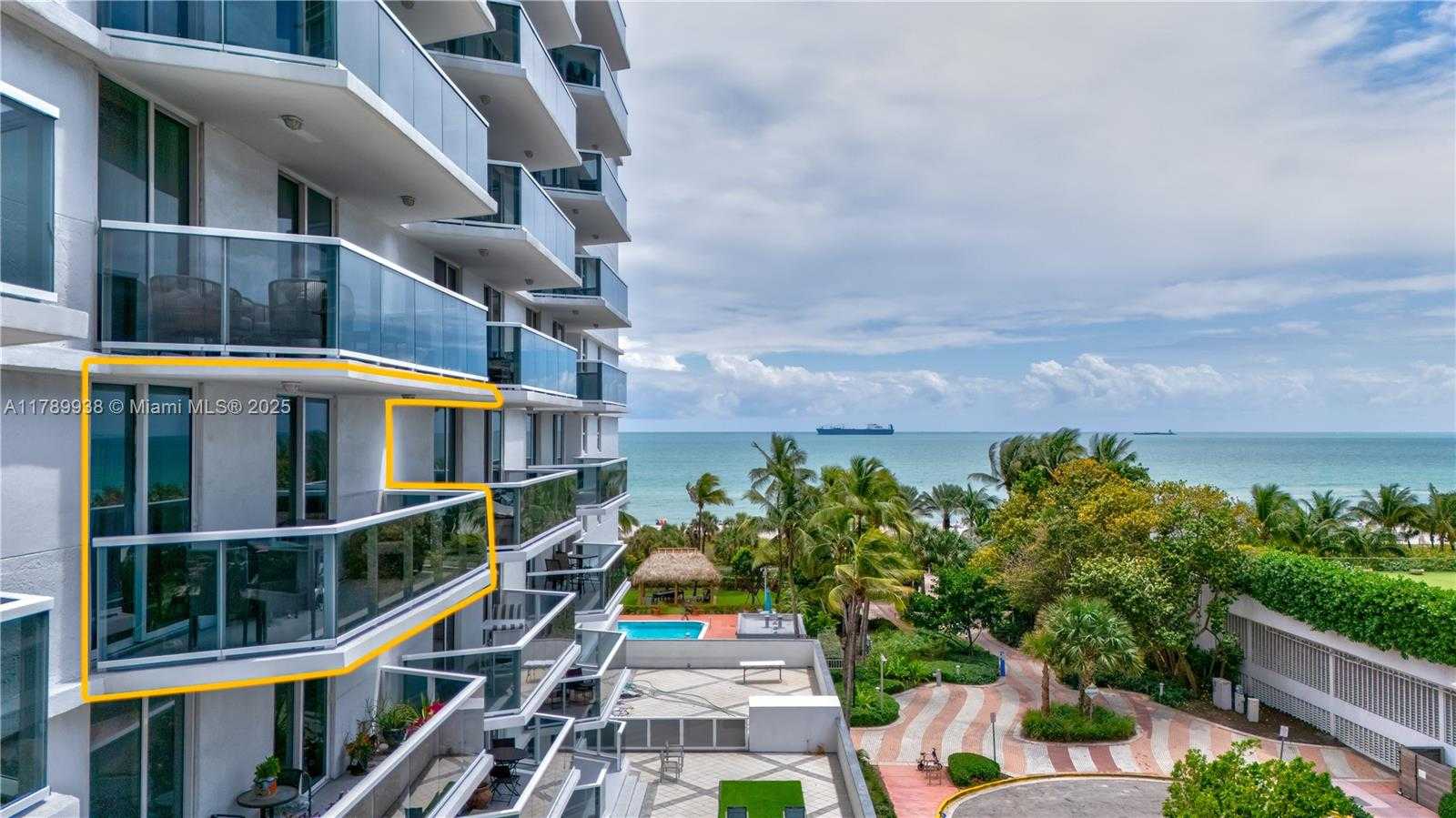 Small Image of 2401 COLLINS AVE #705, Miami Beach Number 19