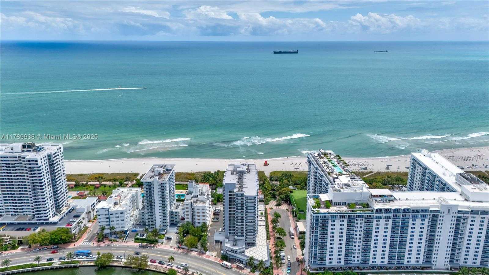 Small Image of 2401 COLLINS AVE #705, Miami Beach Number 24