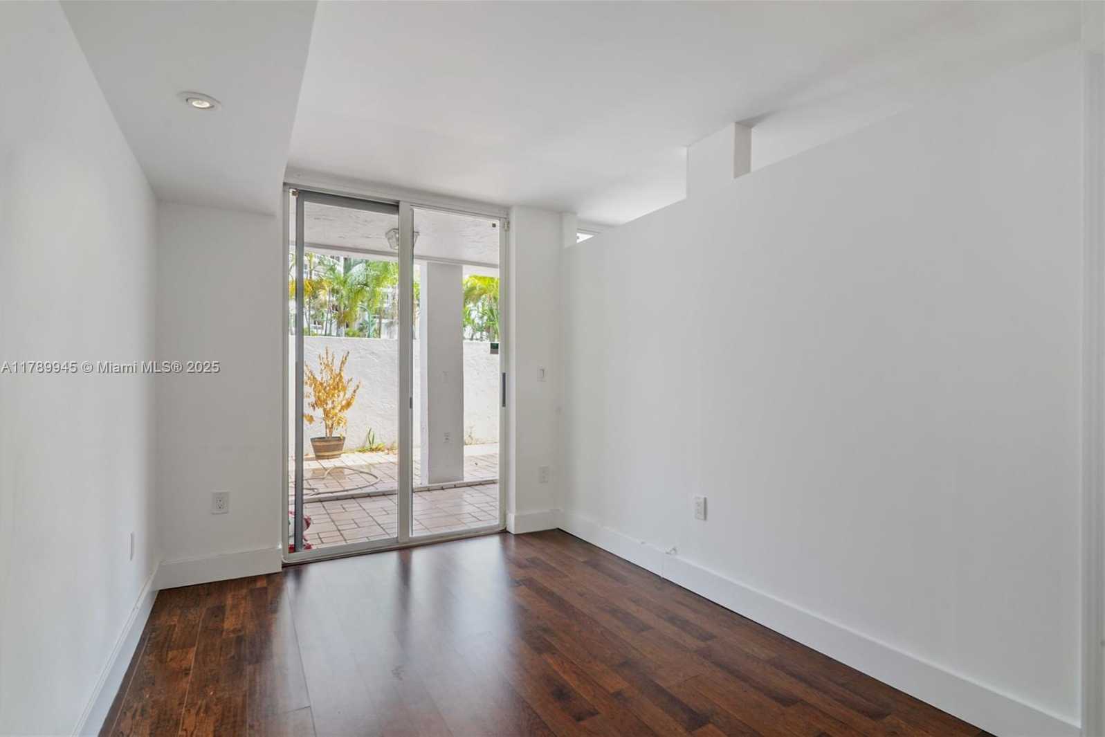 Small Image of 3769 NORTH EAST 209TH TER, Aventura Number 4