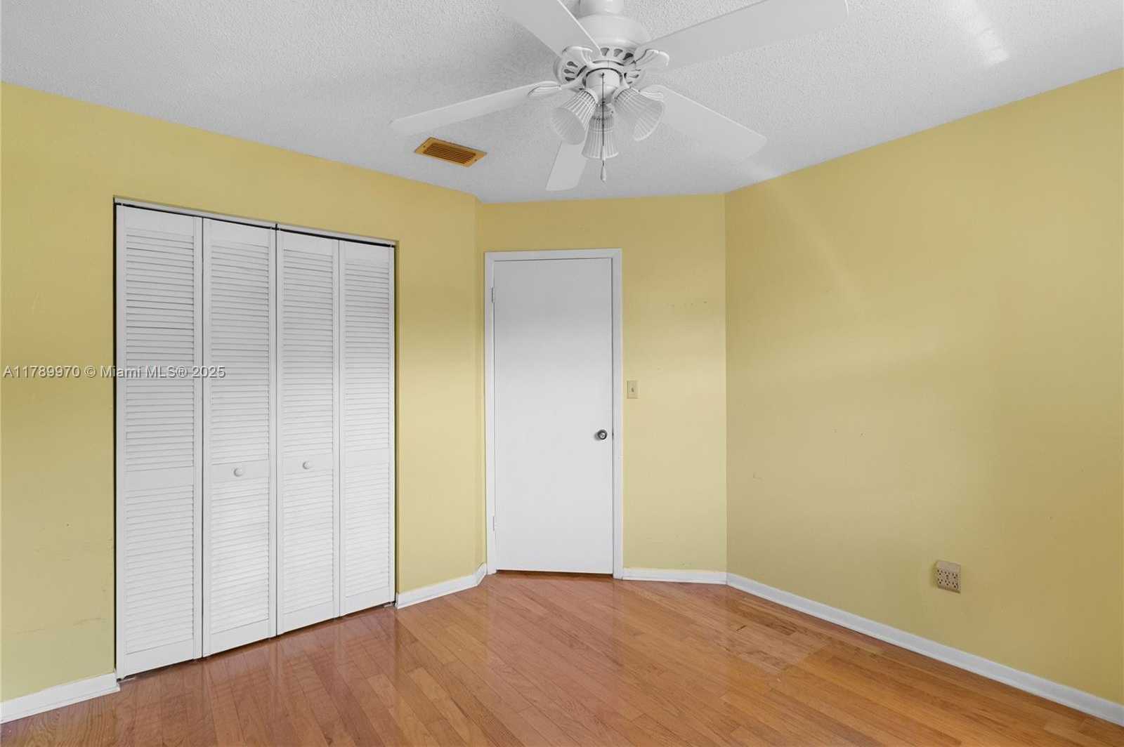 Small Image of 11048 SOUTH WEST 154TH CT, Miami Number 13