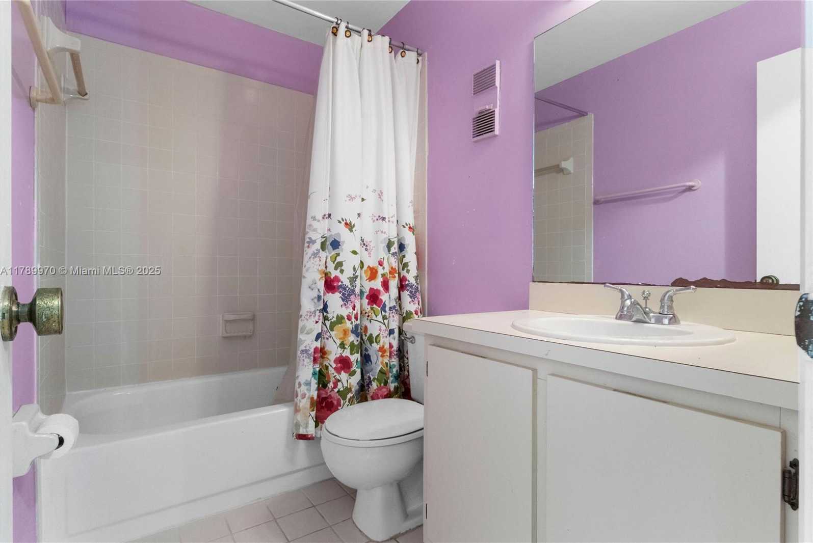 Small Image of 11048 SOUTH WEST 154TH CT, Miami Number 15