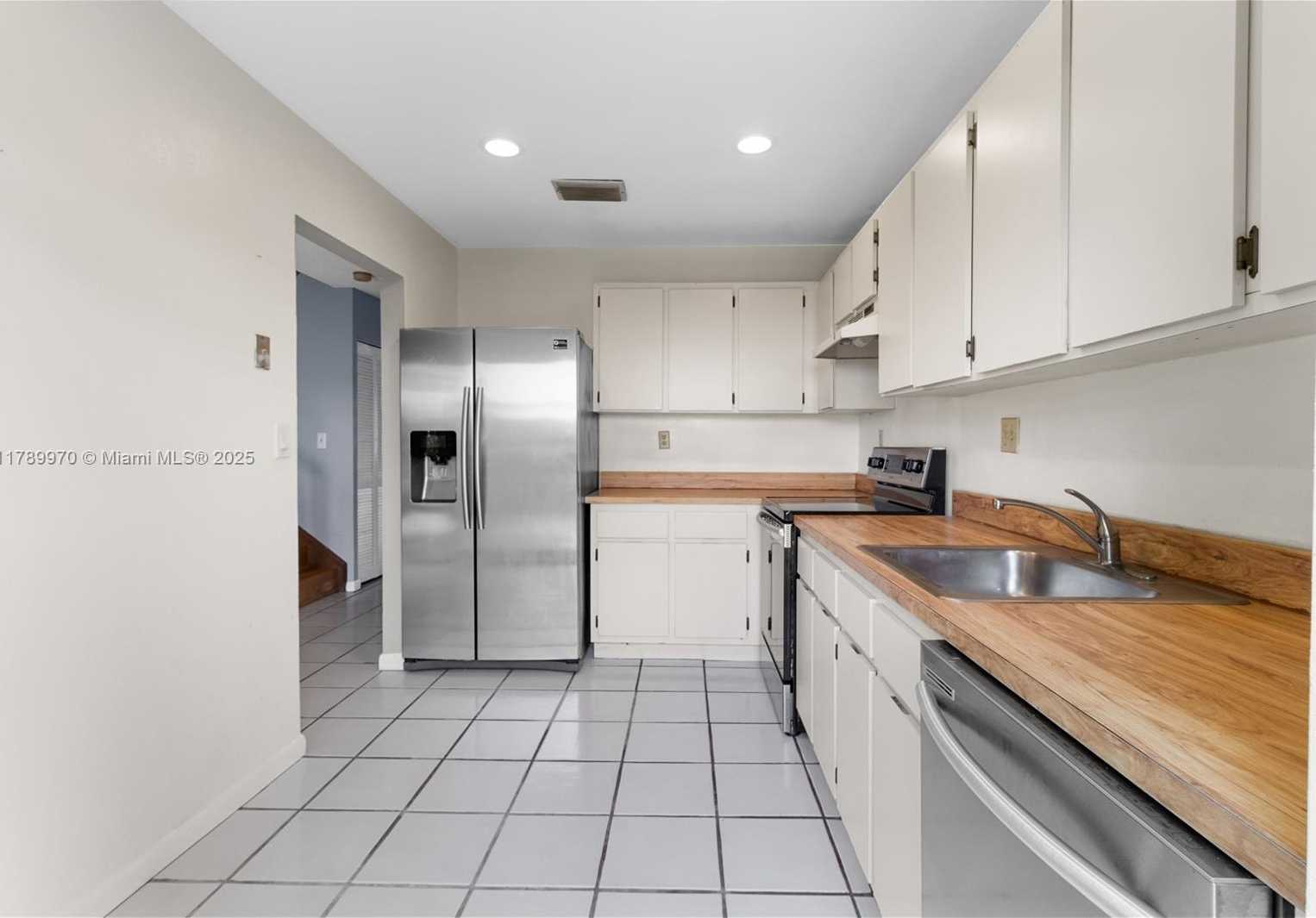 Small Image of 11048 SOUTH WEST 154TH CT, Miami Number 8
