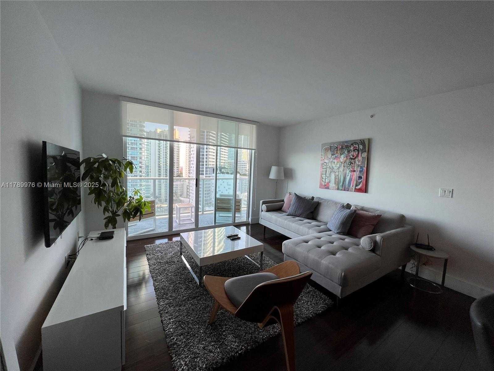 Small Image of 1155 BRICKELL BAY DR #1707, Miami Number 2