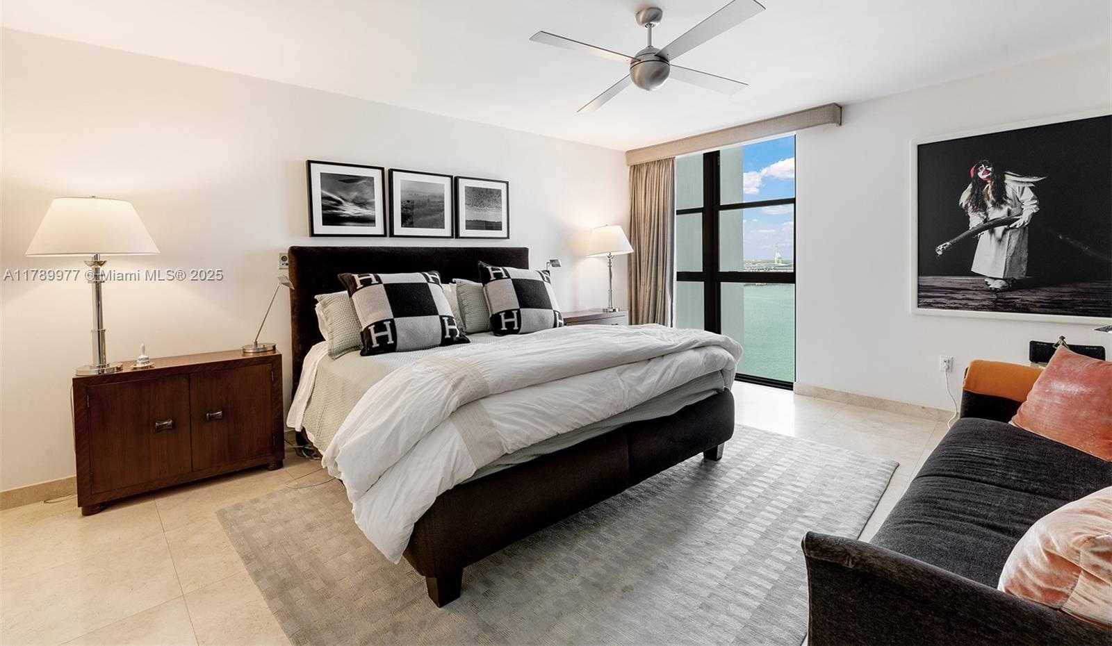 Small Image of 9 ISLAND AVE #2101, Miami Beach Number 11